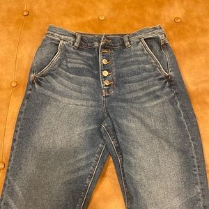 american eagle jeans !!